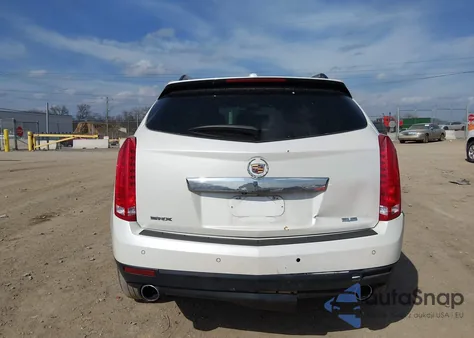 2015 Cadillac Srx Luxury Collection z USA, uszkodzony, nr VIN 3GYFNBE31FS606977
